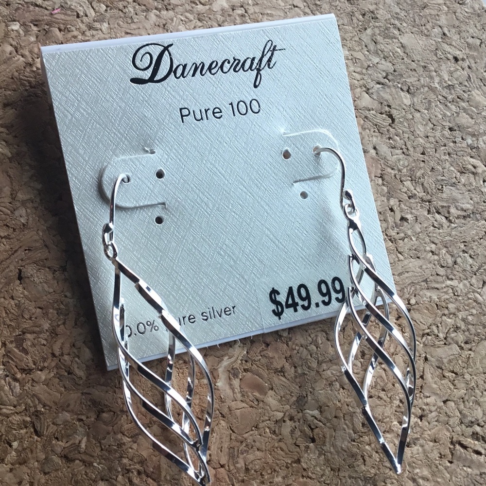 Twist wire drop earrings - Picture 3 of 5